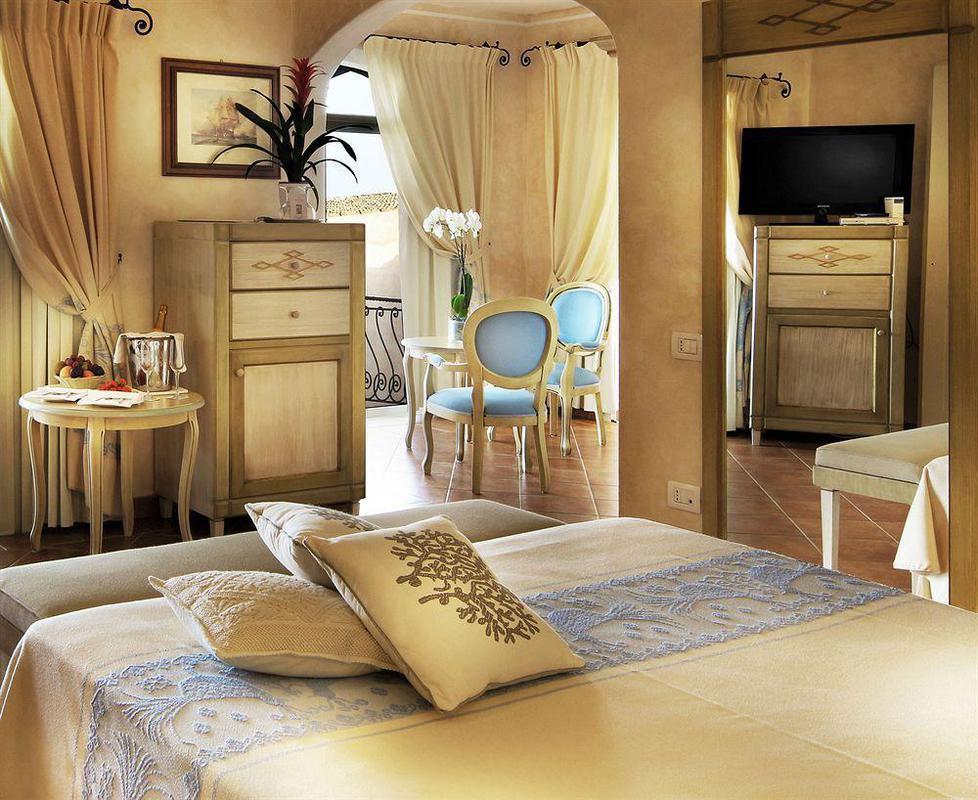 Colonna Resort Country & Sporting Club Порто-Черво Екстер'єр фото