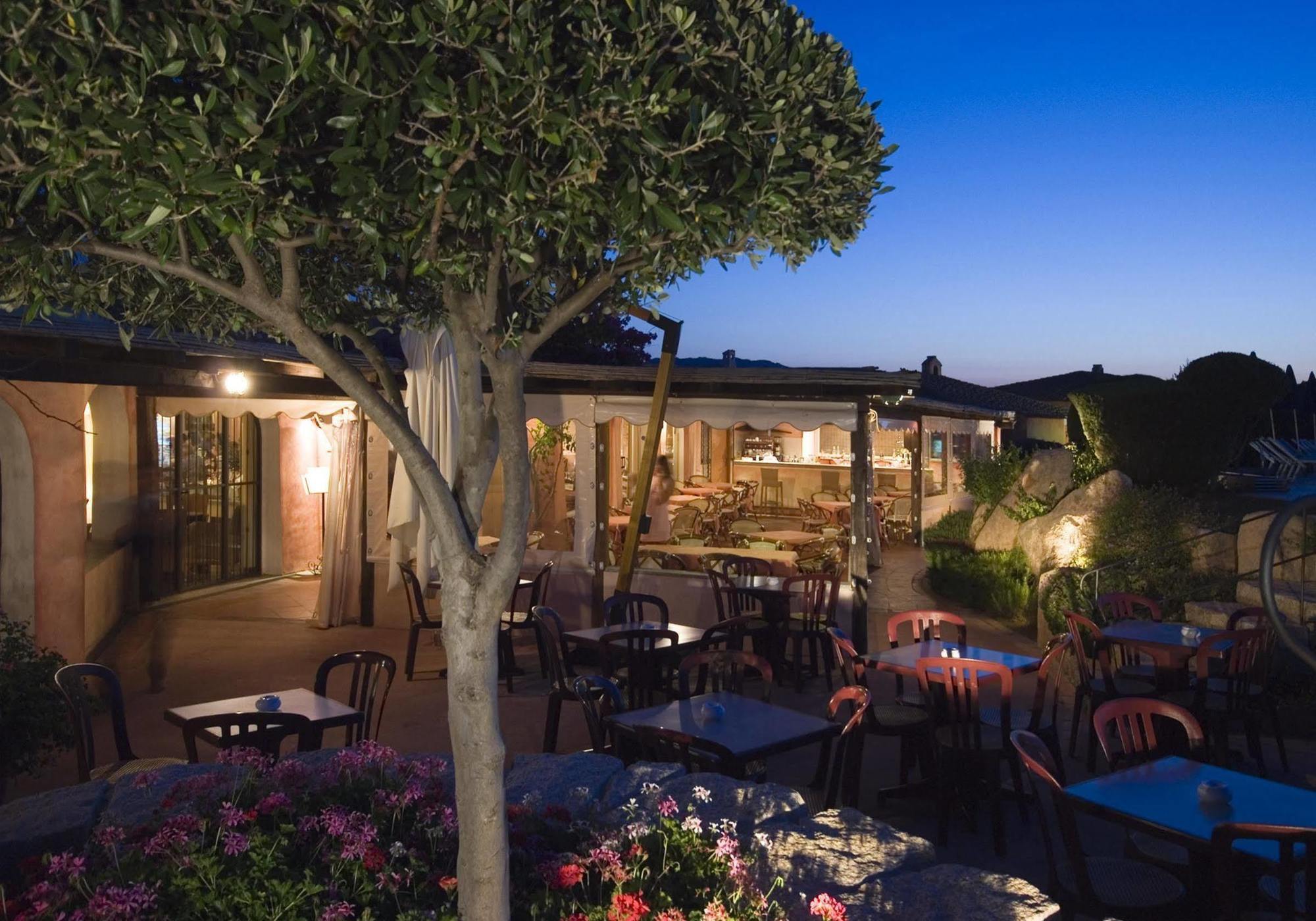 Colonna Resort Country & Sporting Club Порто-Черво Ресторан фото
