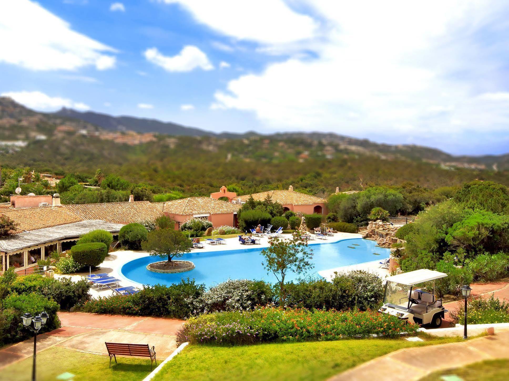 Colonna Resort Country & Sporting Club Порто-Черво Екстер'єр фото
