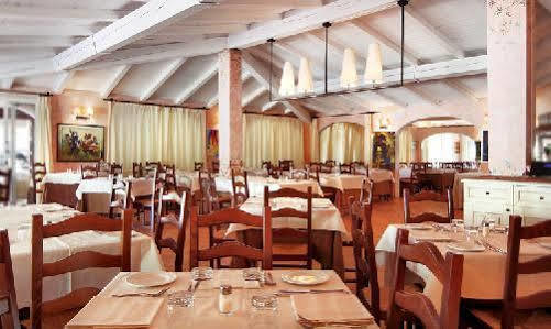 Colonna Resort Country & Sporting Club Порто-Черво Екстер'єр фото