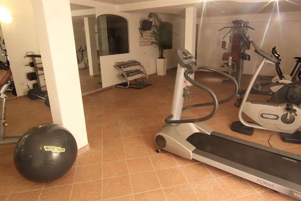 Colonna Resort Country & Sporting Club Порто-Черво Екстер'єр фото